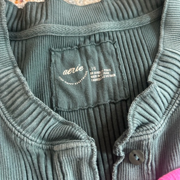 Aerie Road Trip Long Sleeve Henley T-Shirt bundle- green and pink size L - Picture 3 of 5